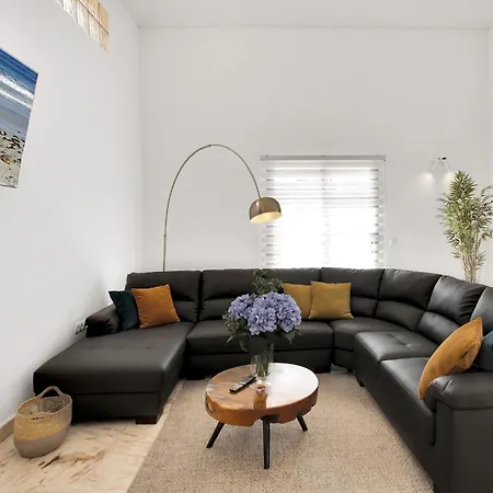 בית נופש Villa Corralejo *