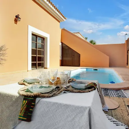 Villa Corralejo *